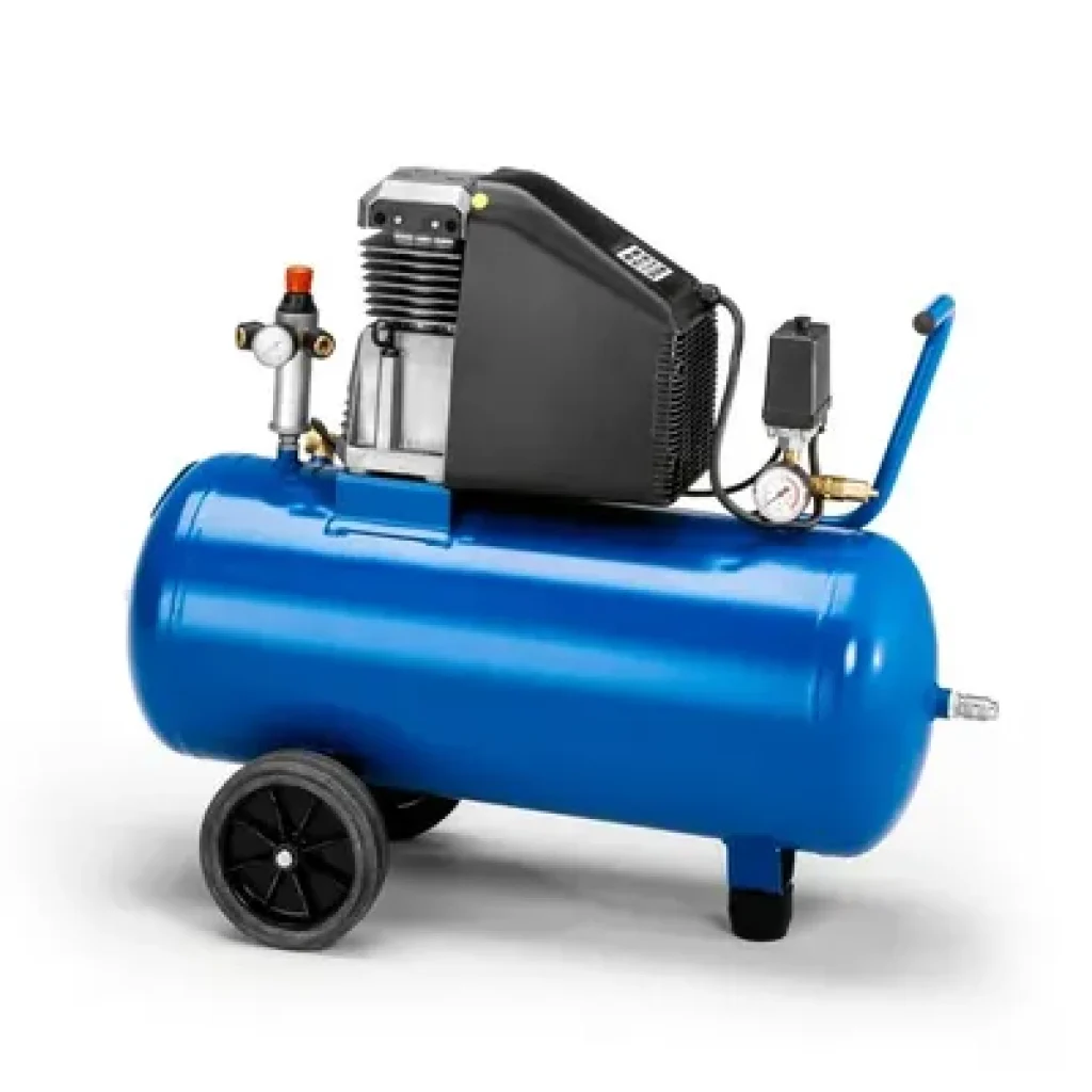 Compresor de aire azul listo para tareas en obra, ejemplo de buen mantenimiento de compresores de aire.