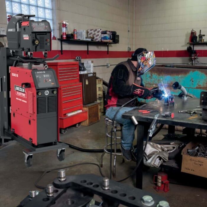 Mega Force 500S Lincoln Electric | Soldadora inversora MIG/MAG y STICK 500A con carro y alimentador